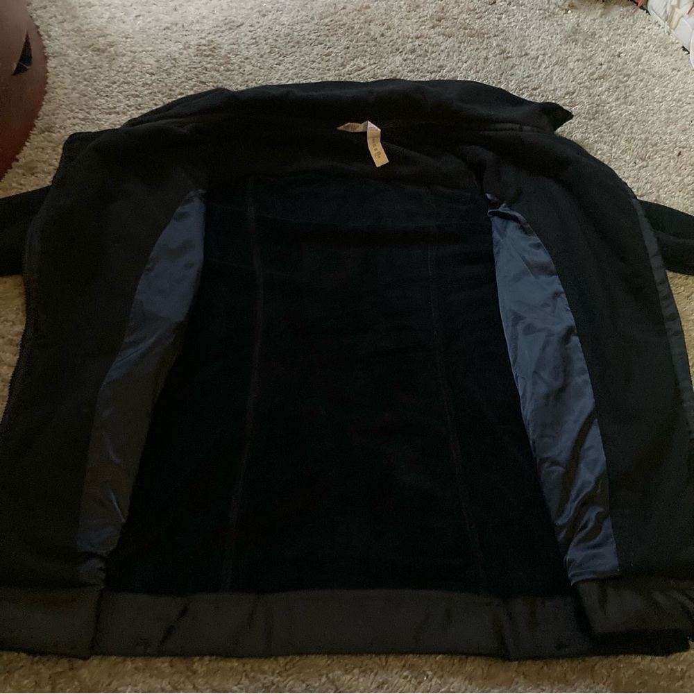 Lululemon Jacket - Picture 8 of 12